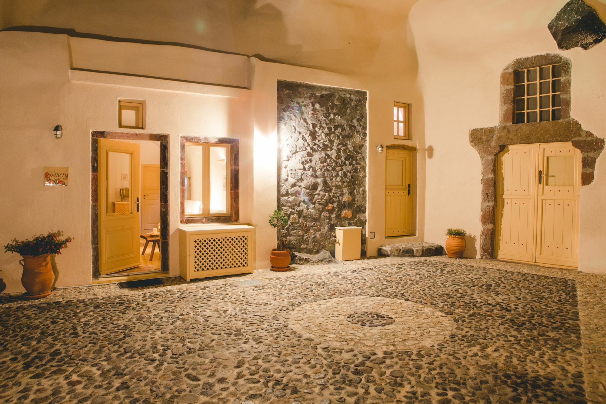 Flora'S House & Cave Winery Villa Pyrgos Kallistis ภายนอก รูปภาพ